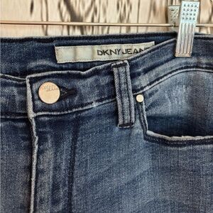 DKNY Women's Blue Jeans Sz 8